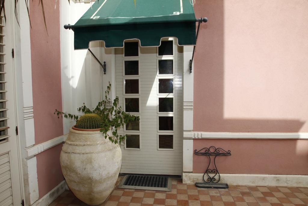 Cocus Bed & Breakfast 3*