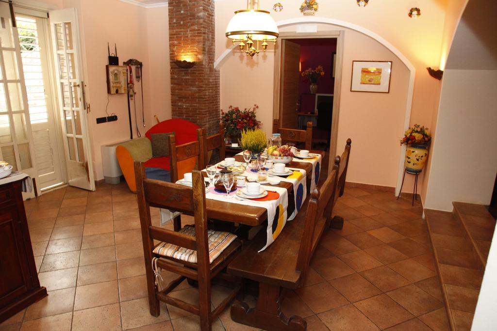 Cocus Bed & Breakfast
