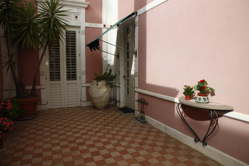 Bed & Breakfast Cocus 3*